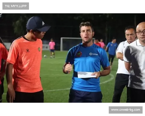 足球教材进入课堂，西甲俱乐部助力体育教育